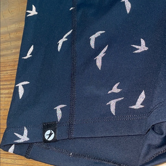 OISELLE Firecracker Reflective Shorts in size 4 - Picture 2 of 6